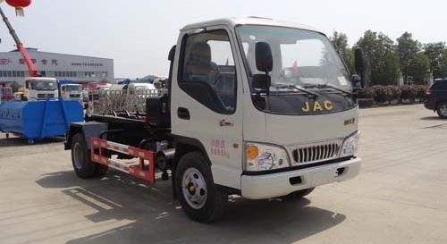 江淮勾臂式垃圾車