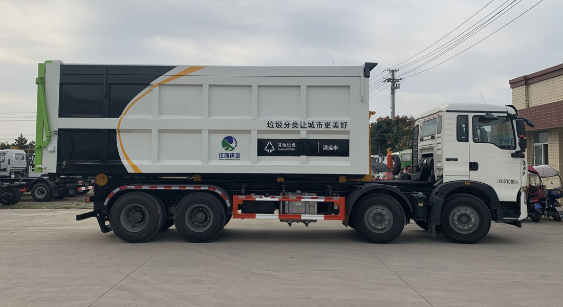 汕德31噸級(jí)勾臂式垃圾車