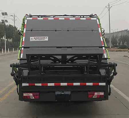 江鈴中卡壓縮式垃圾車