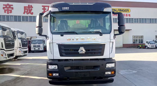 汕德勾臂垃圾車-18噸