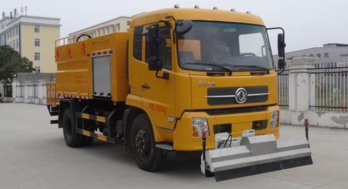 東風(fēng)天錦高壓清洗車☆方形