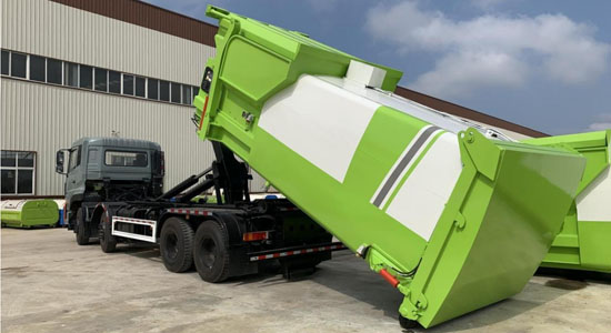 天龍前四后八勾臂式垃圾車