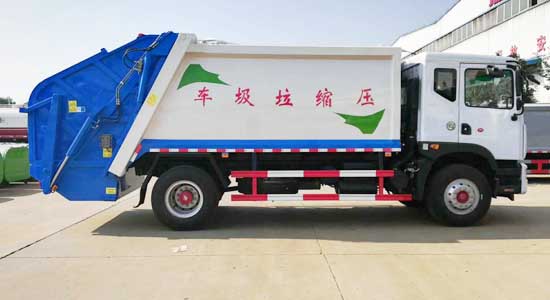 多利卡16噸級(jí)壓縮式垃圾車