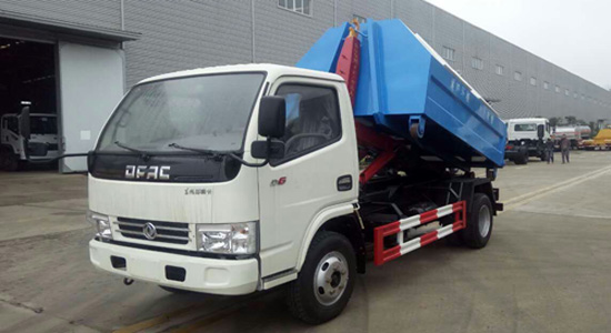 小多利卡勾臂式垃圾車