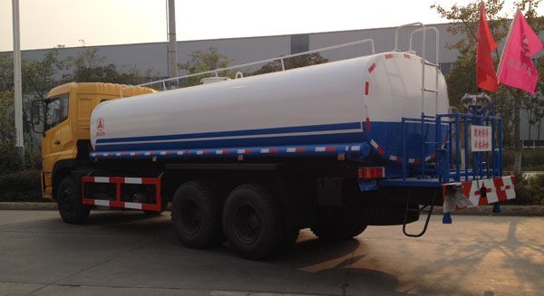 東風(fēng)天龍后雙橋?yàn)⑺? border=