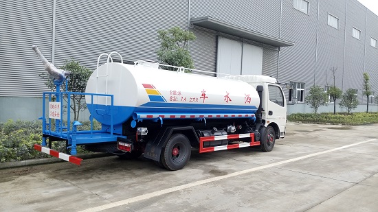 東風(fēng)多利卡灑水車☆7方