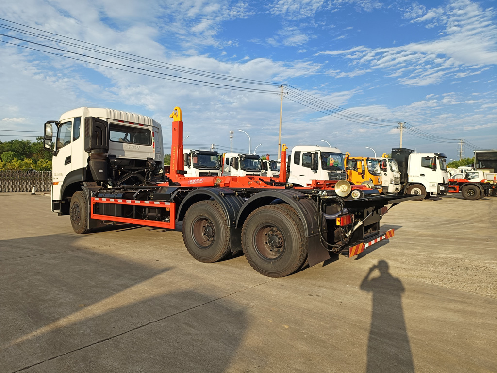 帝王環(huán)衛(wèi)牌HDW5251ZXXDF6型車廂可卸式垃圾車